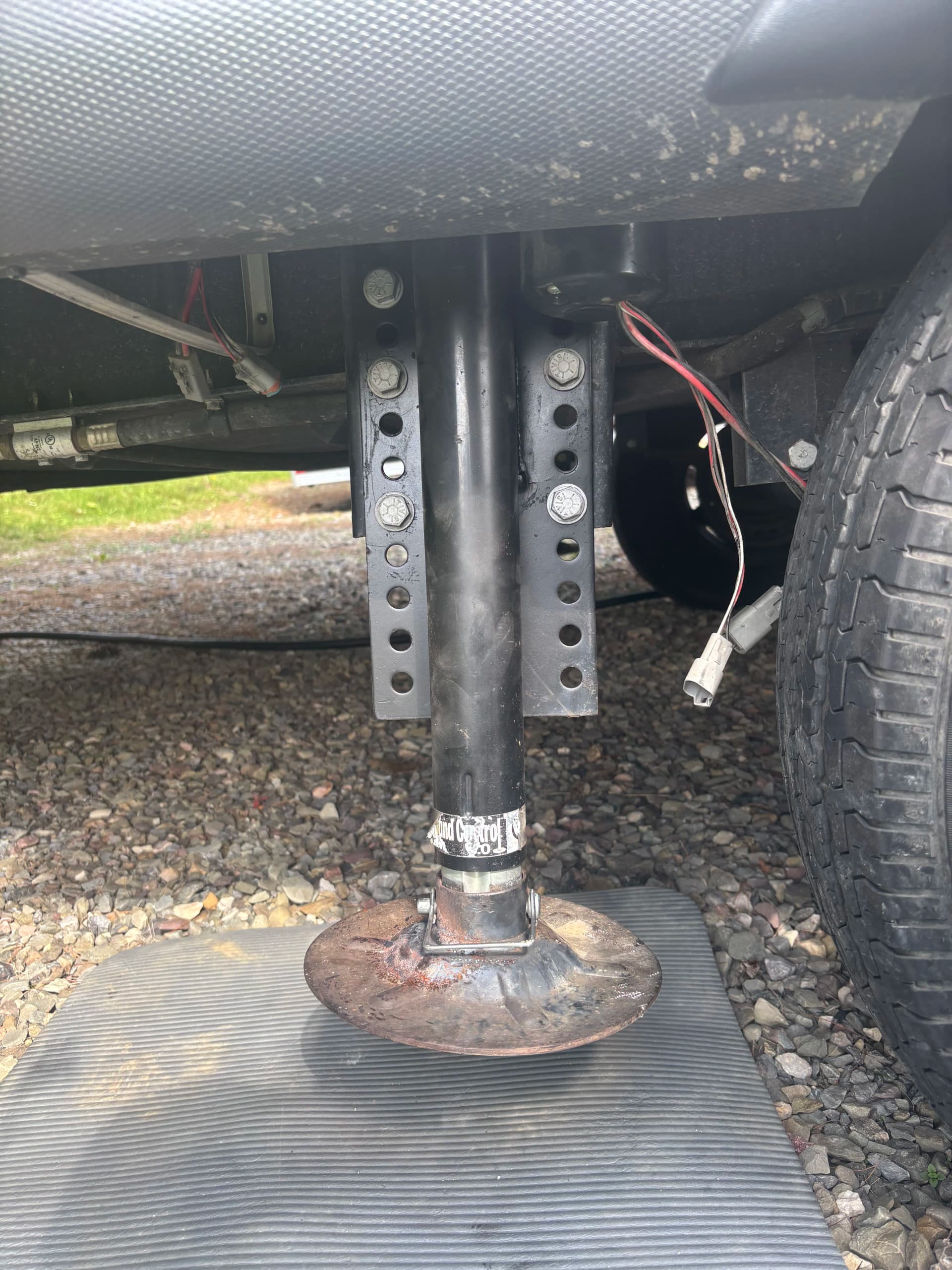 Gallery photos for 5th Wheel Camper Leveling Post Rebuild in Horseheads NY: Image #3